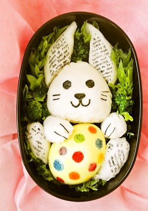 ふわふわおぼろはんぺんでうさぎおにぎり-レシピのメイン写真