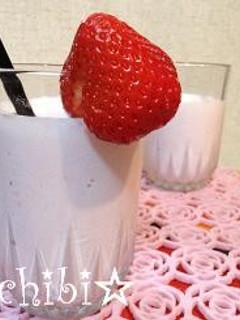 簡単☆いちごヨーグルトシェイク-レシピのメイン写真