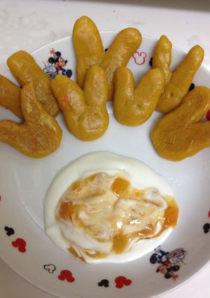 もっちり♪にんじんパンのヨーグルト添え-レシピのメイン写真