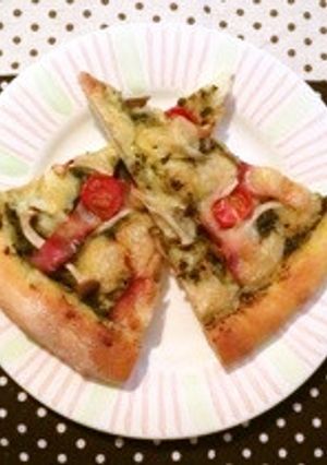 HBで!パスタソースでバジルピザ♪-レシピのメイン写真