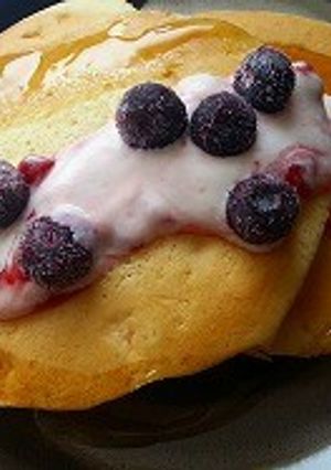 1分アレンジ☆ヨーグルトソースパンケーキ-レシピのメイン写真