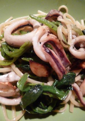 *イカとほうれん草の(トマト)パスタ*-レシピのメイン写真