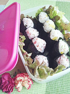 お弁当に♪おにぎり♪-レシピのメイン写真