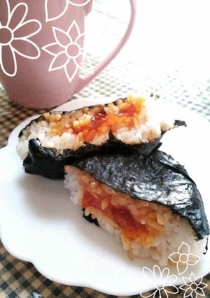◎醤油漬け卵で卵かけご飯風おにぎり♪*゜-レシピのメイン写真