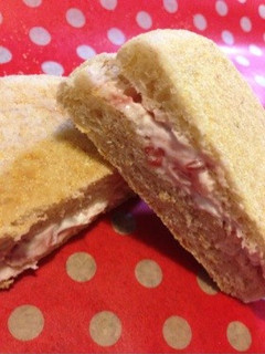 ダノンビオで!ダイエットサンド♫-レシピのメイン写真