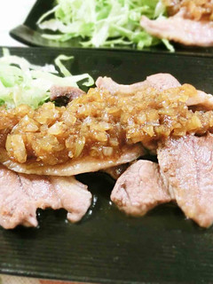 【焼いた肉にかけるがよい】玉ねぎソース-レシピのメイン写真