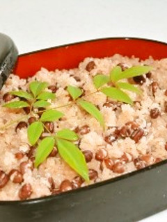 時短・簡単!!炊飯器でもっちり赤飯-レシピのメイン写真