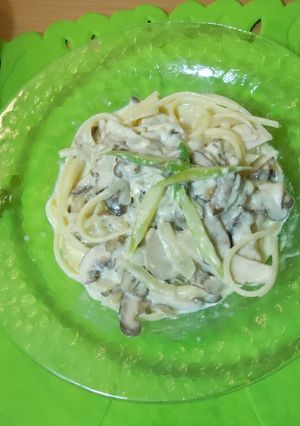 チーズDEきのこクリームパスタ-レシピのメイン写真