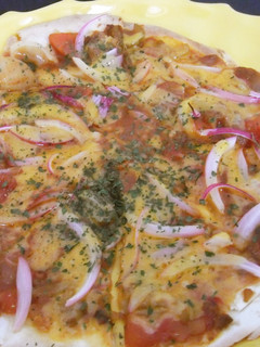 残りミートソースでトルティーヤPIZZA-レシピのメイン写真