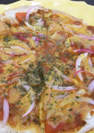 残りミートソースでトルティーヤPIZZA-レシピのメイン写真