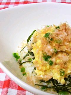 お手軽!ツナ玉丼-レシピのメイン写真