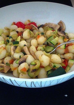 簡単　ヘルシー！ニョッキと野菜の炒め物-レシピのメイン写真