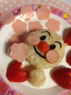 キャラ弁〜旬の筍ご飯で桜見るアンパンマン-レシピのメイン写真