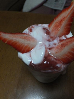 プチいちごパフェ-レシピのメイン写真
