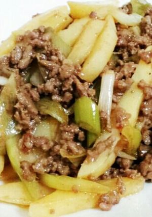 ひき肉と新じゃがのピリ辛炒め-レシピのメイン写真