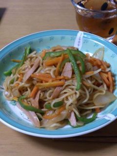焼そば麺でナポリタン♪-レシピのメイン写真