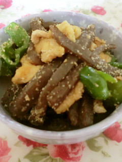 こんにゃく・ピーマン・油揚げの和おかず-レシピのメイン写真