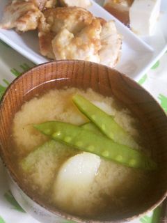 絹さやとじゃが芋★味噌汁-レシピのメイン写真