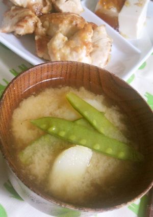 絹さやとじゃが芋★味噌汁-レシピのメイン写真