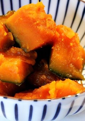 お弁当にも♪出汁いらず♪南瓜の塩麹煮-レシピのメイン写真