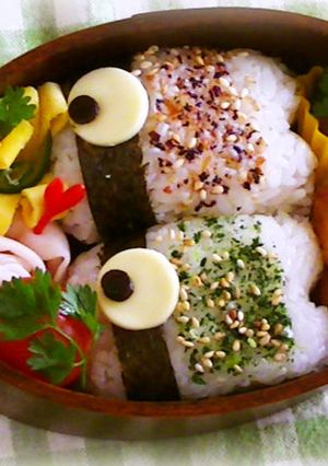簡単キャラ弁：こいのぼりのおにぎり-レシピのメイン写真