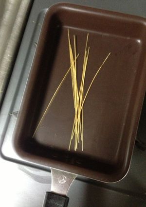 キャラ弁や飾りに！フライパンで揚げパスタ-レシピのメイン写真