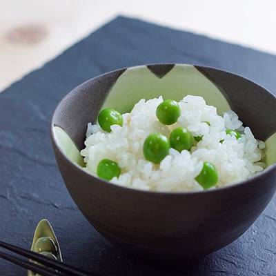 ぷっくり♪豆ご飯 (グリンピースご飯)