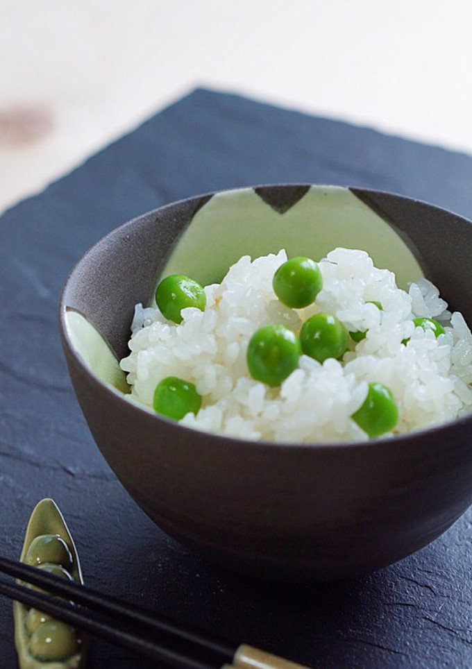 ぷっくり♪豆ご飯 (グリンピースご飯)-レシピのメイン写真