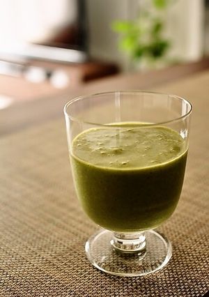 ＶＩＴＡＭＩＸでグリーンスムージー-レシピのメイン写真
