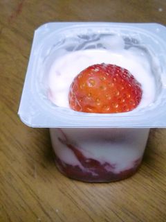 ヨーグルト いちご-レシピのメイン写真