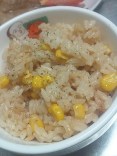 .+*もちっの秘密コーンご飯*+.-レシピのメイン写真