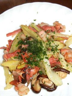 セロリとベーコンの炒め物-レシピのメイン写真
