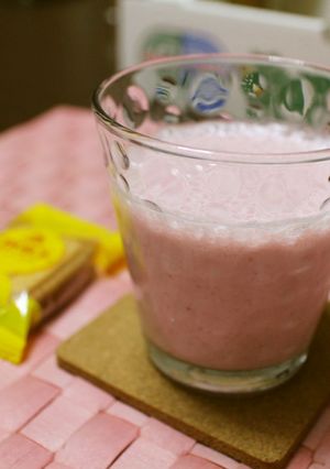 いちごスムージー-レシピのメイン写真