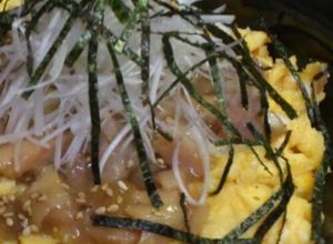 簡単お手軽！焼鳥の缶詰でパパッっと焼鳥丼-レシピのメイン写真