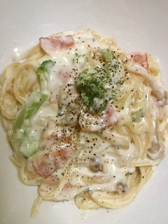 粉チーズでコクUP!牛乳でクリームパスタ-レシピのメイン写真