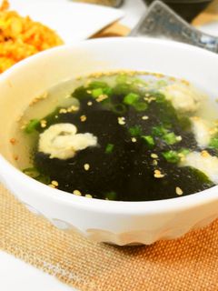 *鶏皮入り*わかめスープ*-レシピのメイン写真