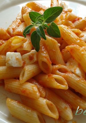 トマトソースパスタ☆マルゲリータ風-レシピのメイン写真