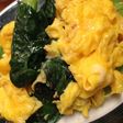 タアサイとふんわり卵のごま炒め