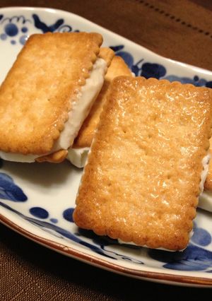 フローズンヨーグルト　ビスケットサンド-レシピのメイン写真