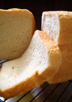 ふっくら釜伸び～国産強力粉で作る食パン♡-レシピのメイン写真