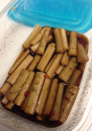 作り置き・冷蔵庫に常備♪ごぼうの酢漬け-レシピのメイン写真