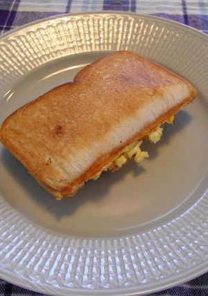 ホットサンド【タルタルベーコンチーズ】-レシピのメイン写真
