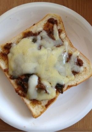 ひとりランチに‼簡単キーマカレートースト-レシピのメイン写真