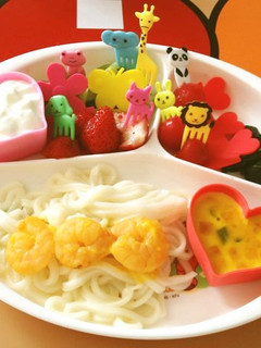 子供が喜ぶ!かぼちゃスープで食べるうどん-レシピのメイン写真