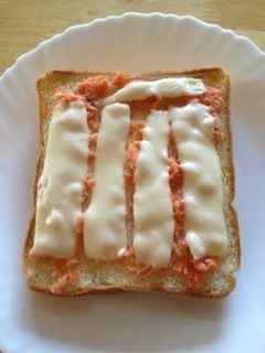 超簡単!鮭チートースト-レシピのメイン写真
