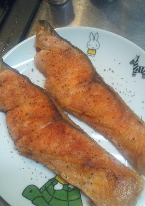 フライパン無傷♪鮭のムニエル-レシピのメイン写真
