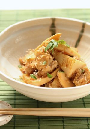 フライパンで！筍と鶏肉のおかか煮-レシピのメイン写真