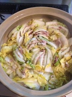 材料これだけ!簡単♪白菜のミルフィーユ鍋-レシピのメイン写真