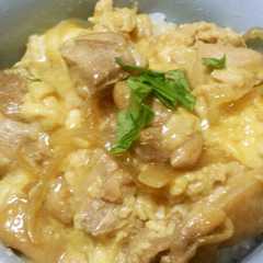 รูปของ みんな絶賛!!とろうま～な親子丼♪