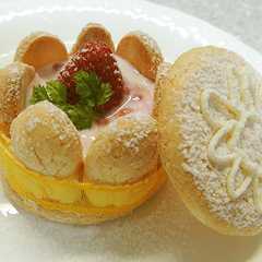 รูปของ いちごのヨーグルトケーキ